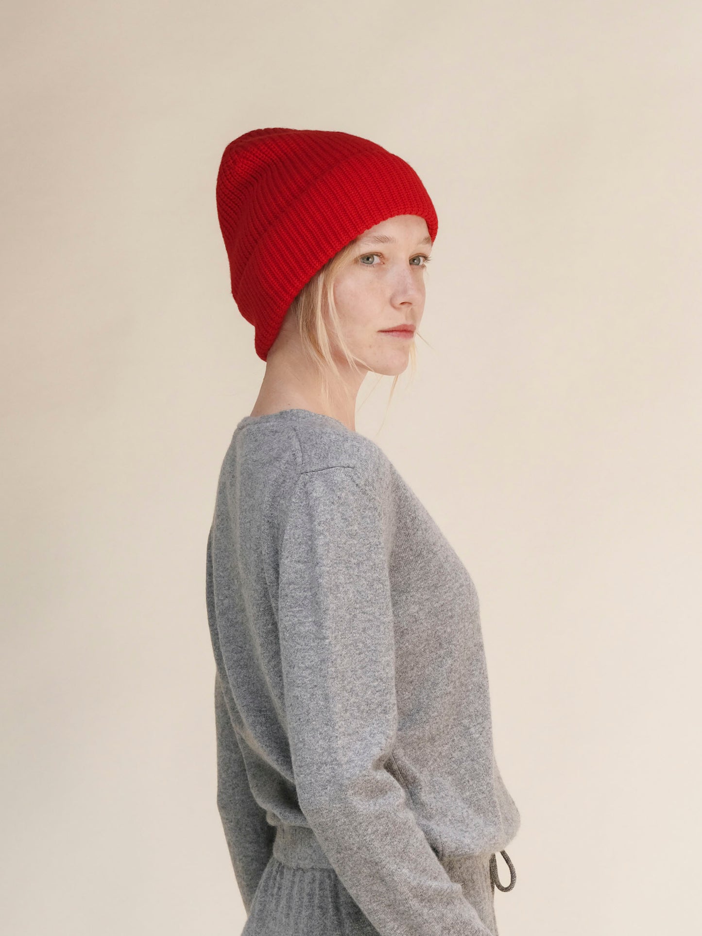 Cashmere Mix Red Ribbed Beanie