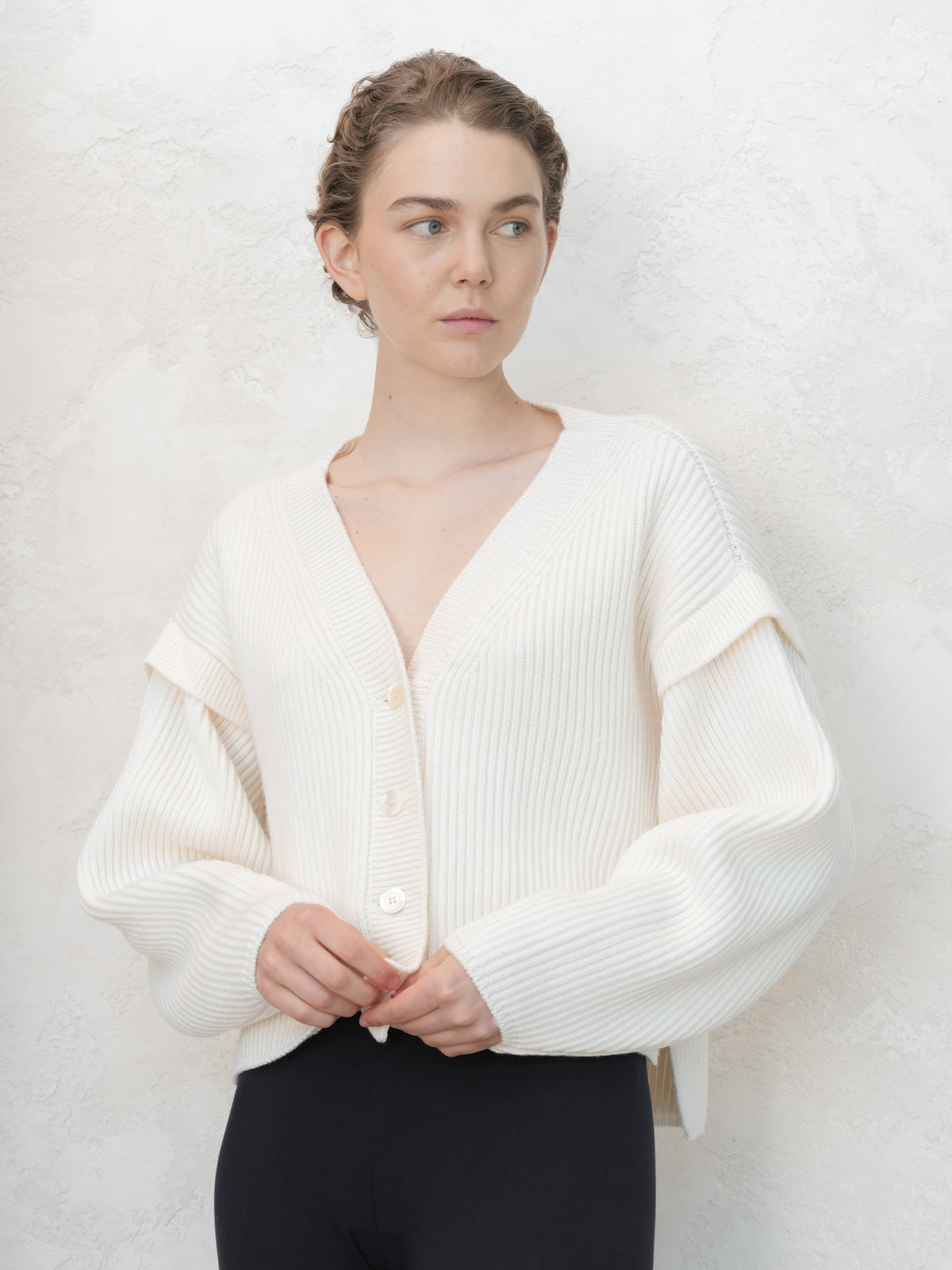 Extra Fine Merino Cropped Cardigan