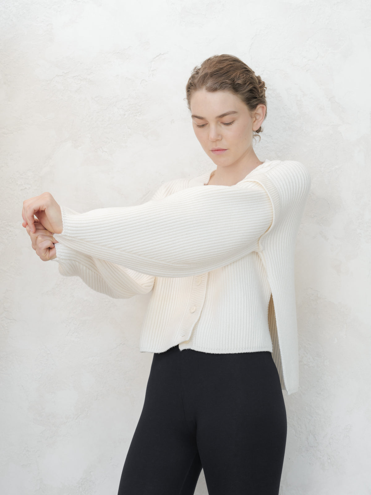 Extra Fine Merino Cropped Cardigan