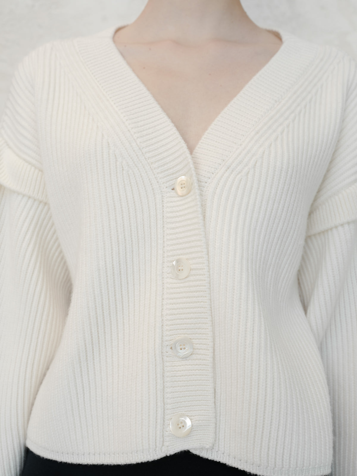 Extra Fine Merino Cropped Cardigan