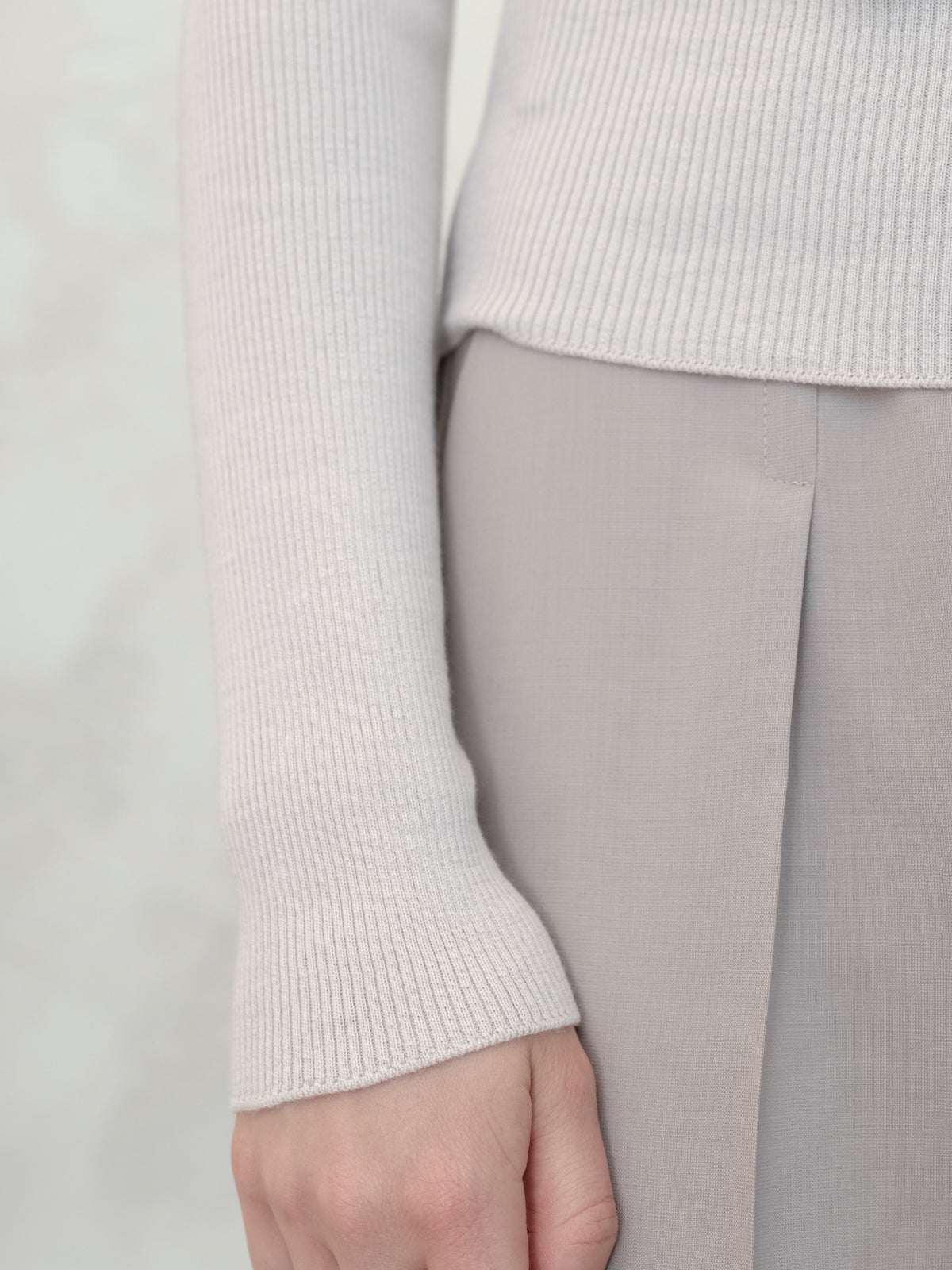 Extra Fine Merino Ribbed Crewneck