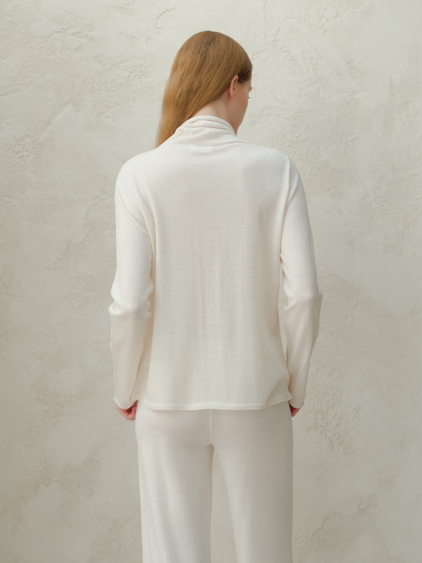 Extra Fine Merino Relaxed Turtleneck (3D-Knit)