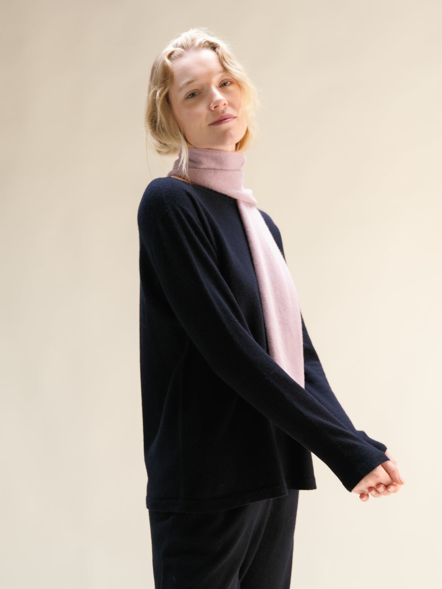 Cashmere Mix Crewneck with “Curl” (3D-Knit)