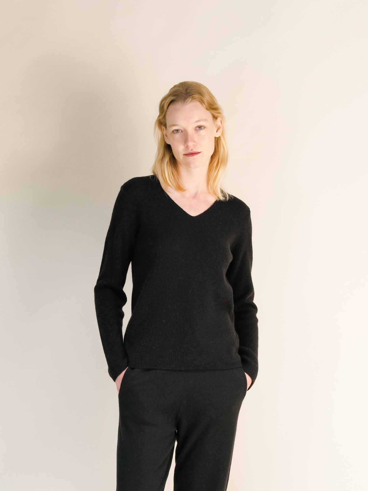 Cashmere Mix Full Ribbed V-Neck