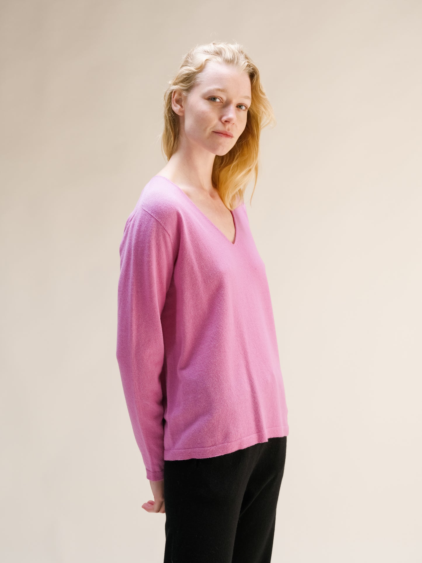 Cashmere Mix V-Neck (3D-Knit)