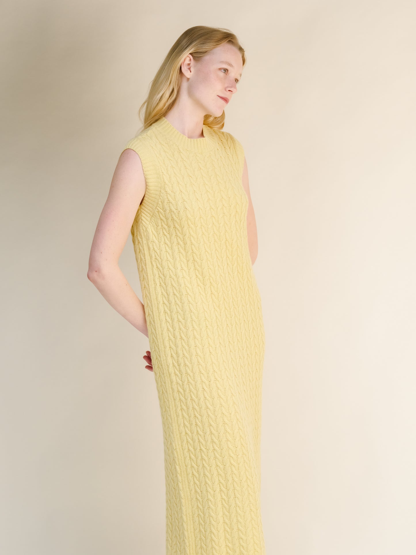 Cashmere Mix Sleeveless Cable Knit Dress