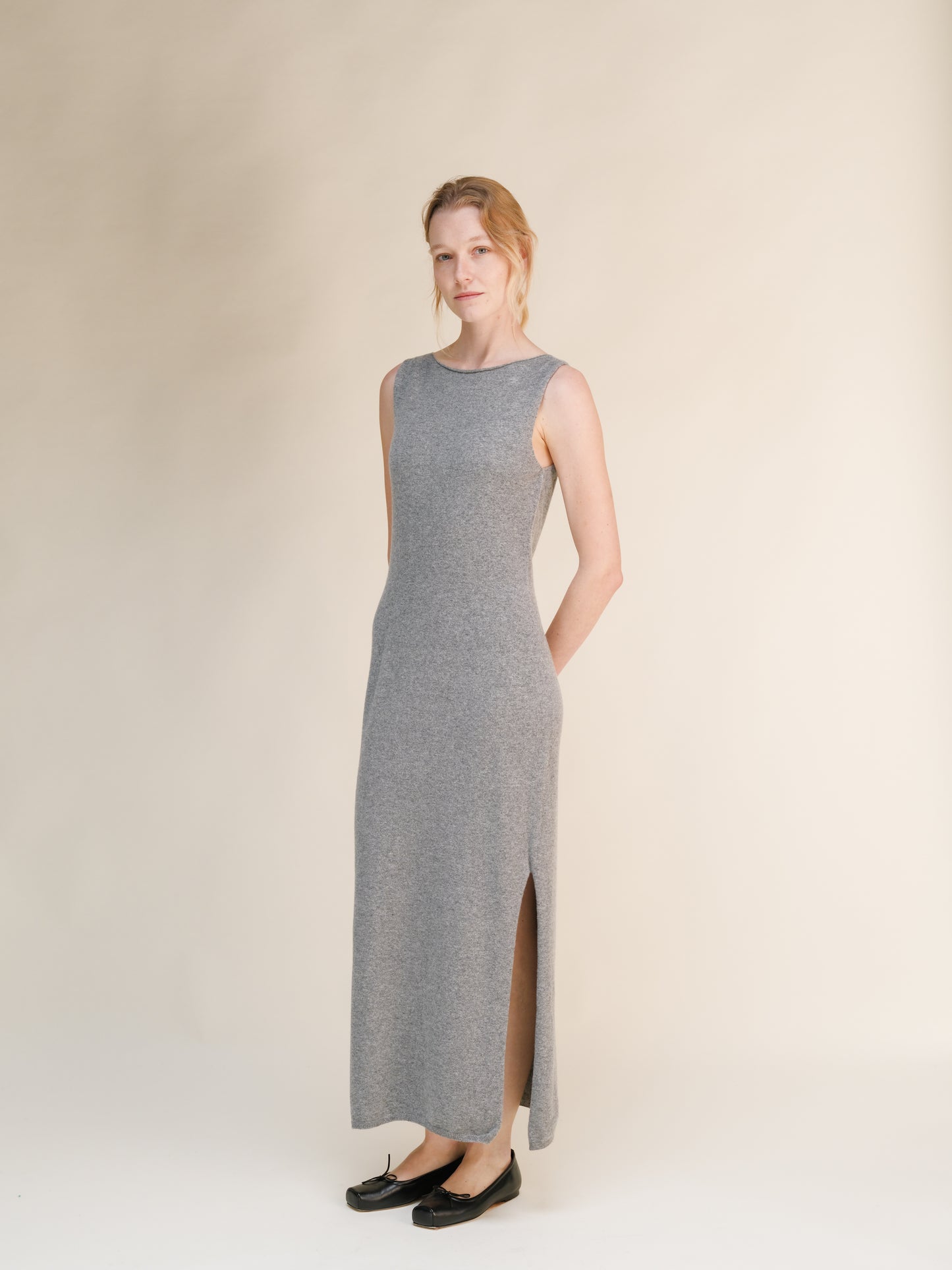 Cashmere Mix Boat Neck Sleeveless Dress (3D-Knit)