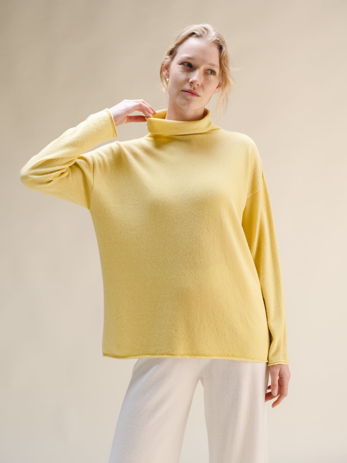 Cashmere Mix Relaxed High Neck Sweater (3D-Knit)