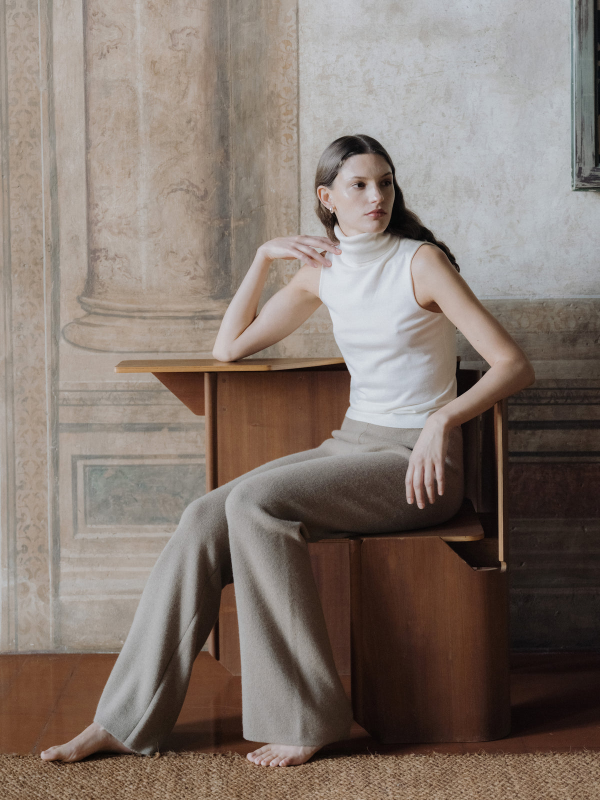 Extra Fine Merino Sleeveless Turtleneck