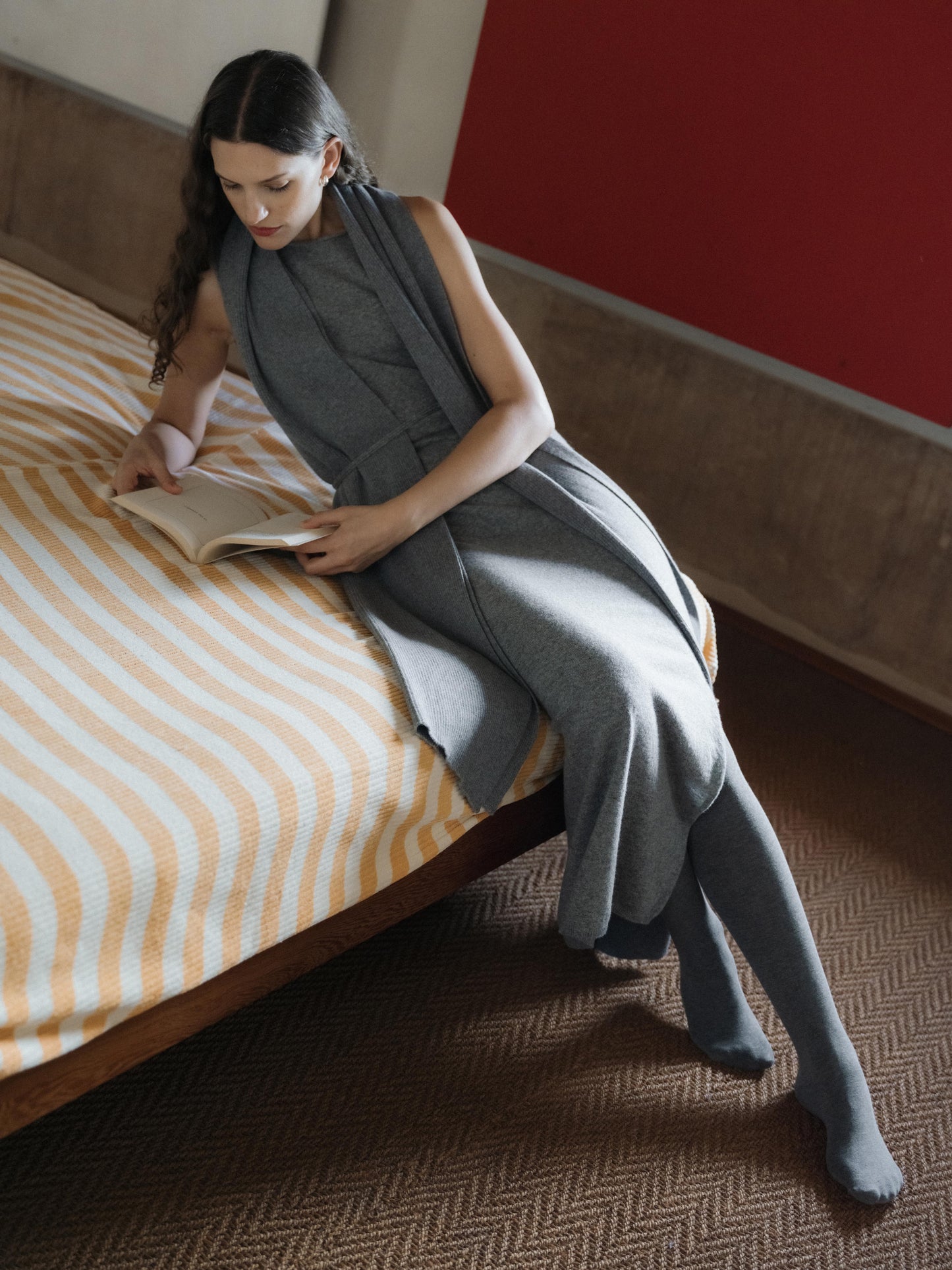 Cashmere Mix Boat Neck Sleeveless Dress (3D-Knit)