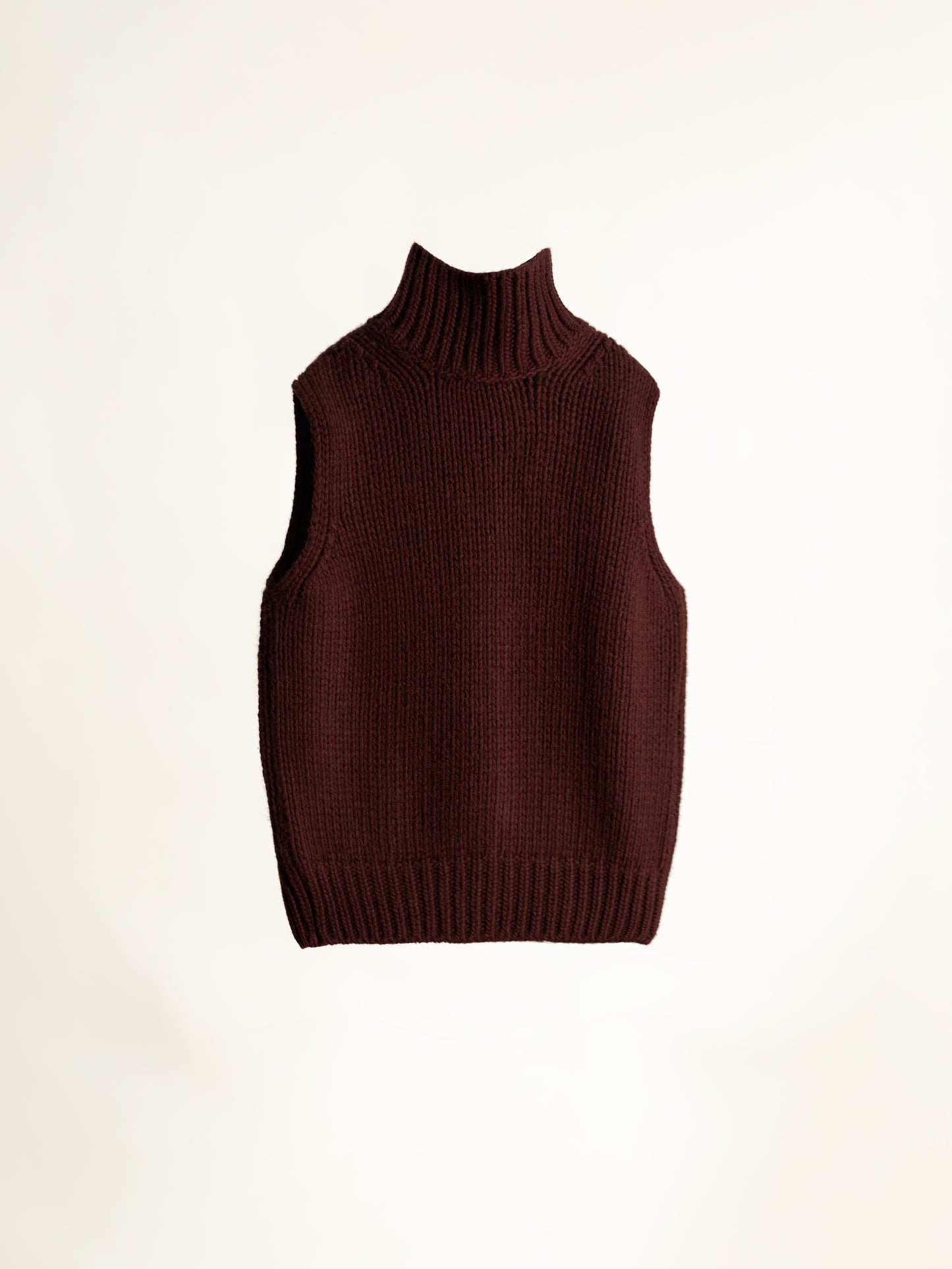 Cashmere Mix Slevelees Top