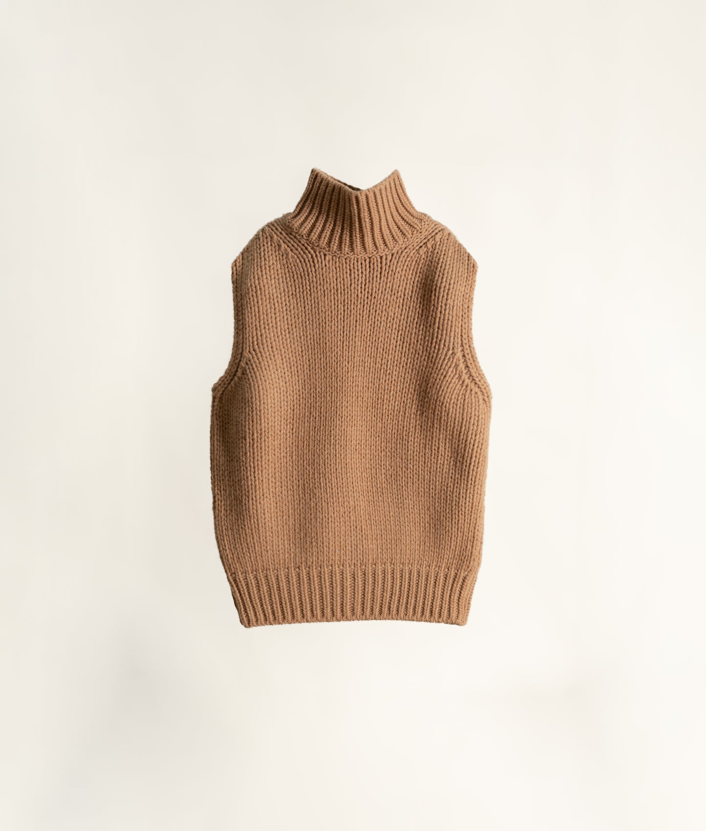 Cashmere Mix Slevelees Top