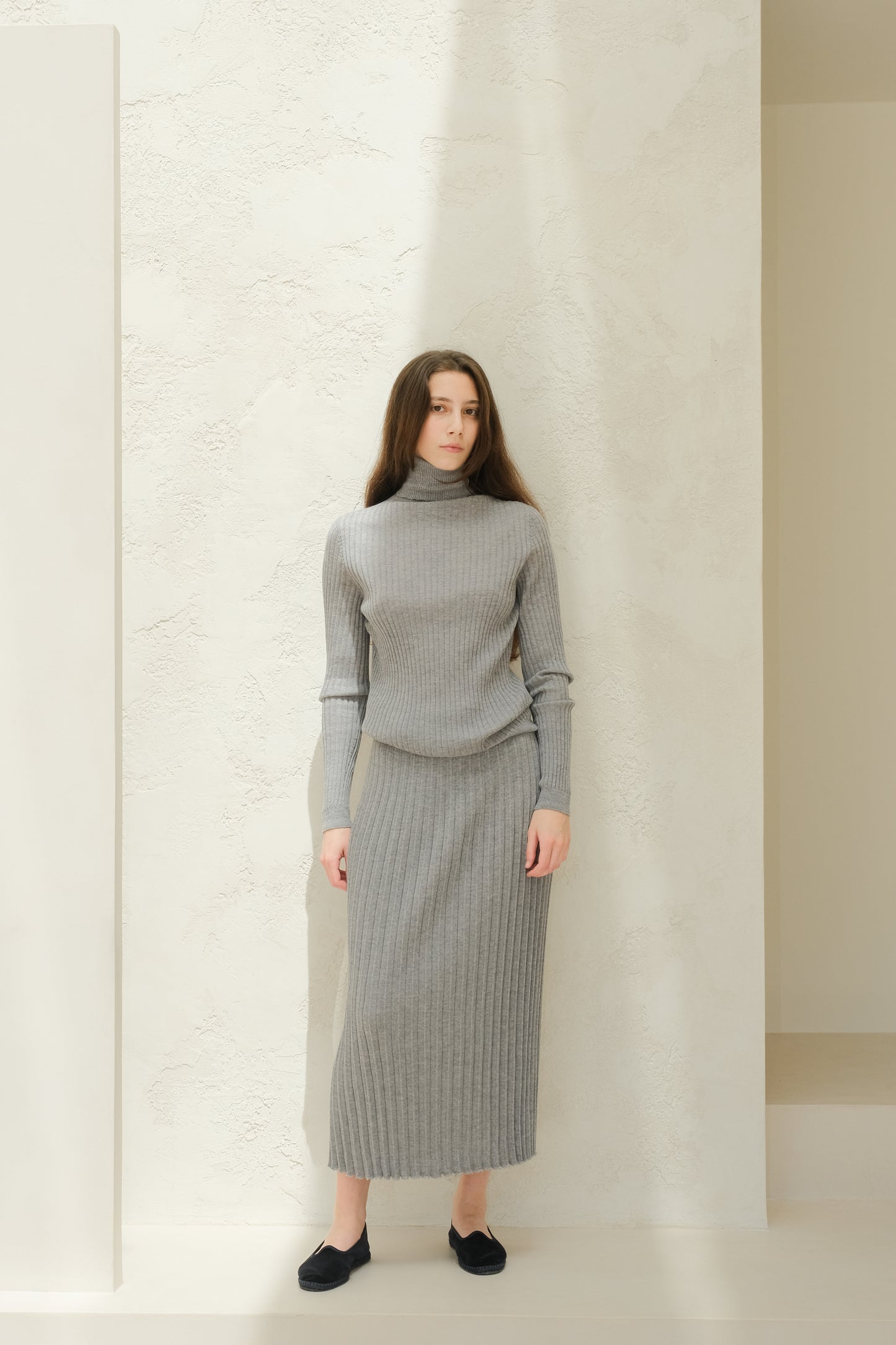 Extra Fine Merino Wool Ribbed Turtle Neck